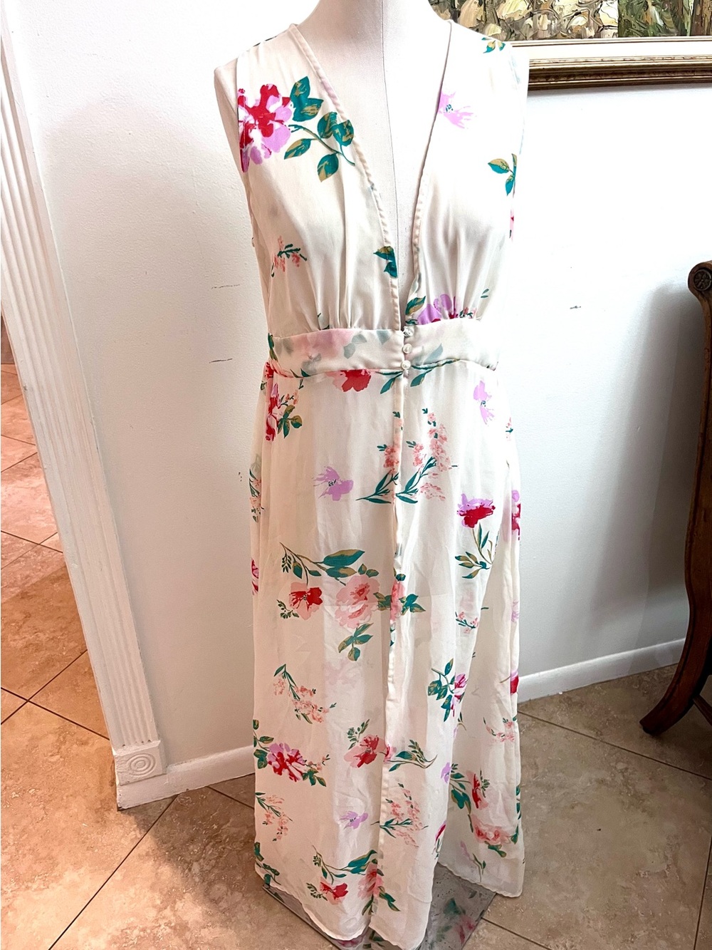 Truth Cream Floral V-Neck Maxi Dress
